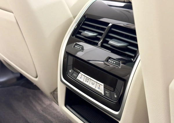 BMW X5 cena 248900 przebieg: 39900, rok produkcji 2020 z Stopnica małe 781